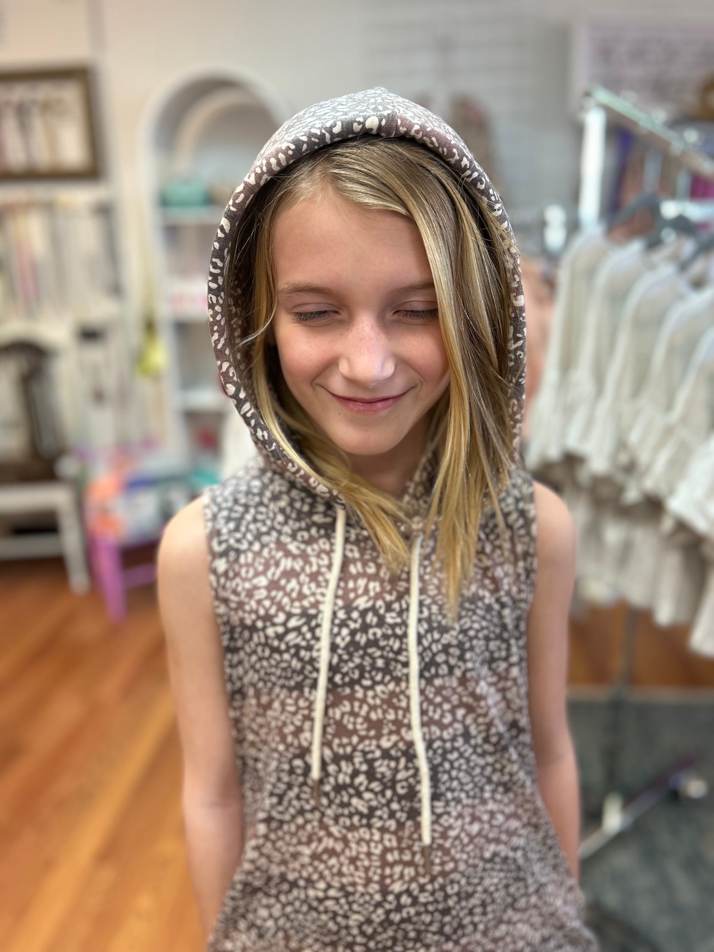 PP - Girls Leopard Stripe Sleeveless Hoodie